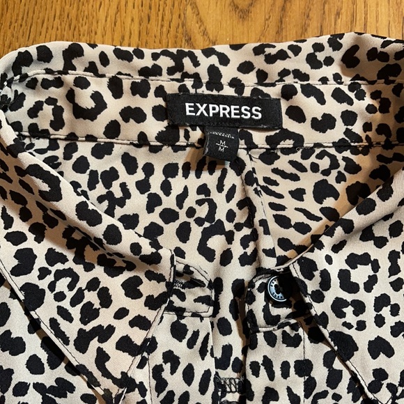 Express button up leopard print portofino shirt - Picture 4 of 5